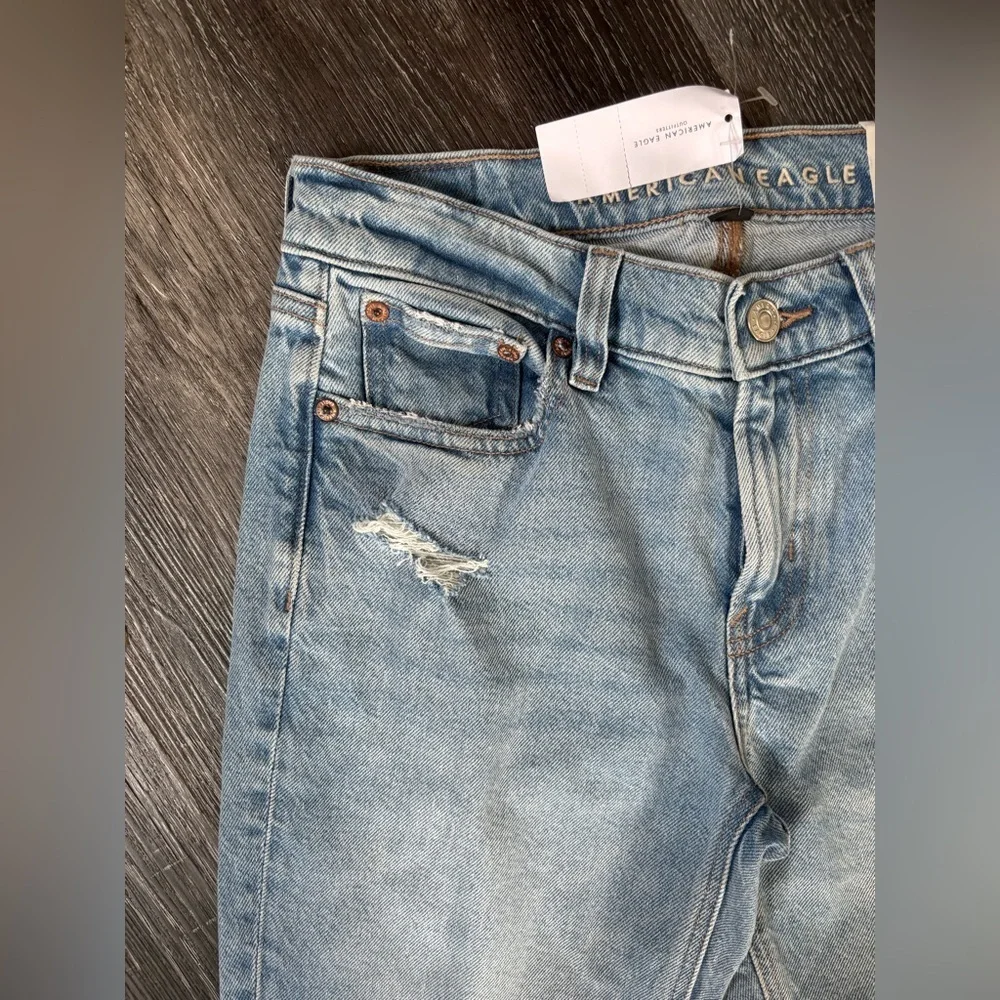 NWT American Eagle Denim Jeans 90s Low Rise Kick Two Tone Blue Mid Wash Size 2​​ - Picture 9 of 13